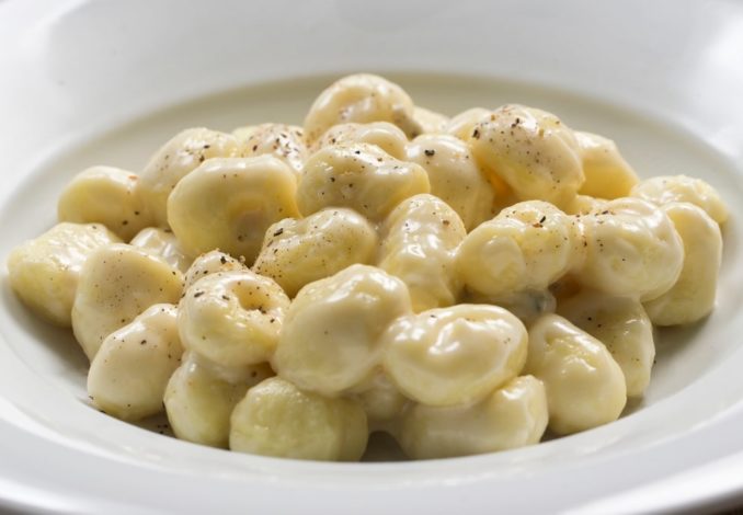 Gnocchi Al Gorgonzola - Authentic Italian Recipes | PizzaCappuccino