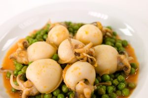 Cuttlefish with peas