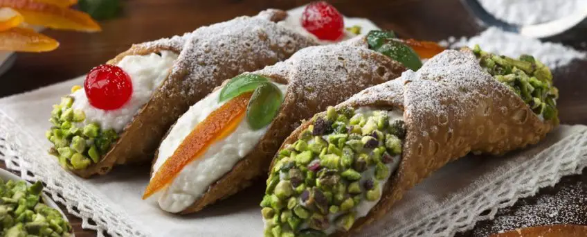 Sicilian Cannoli