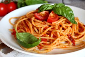 Classic Spaghetti With Tomato Sauce