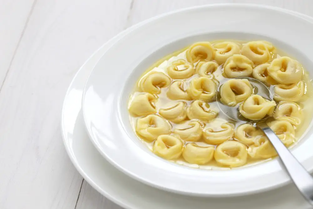 Tortellini in broth recipe