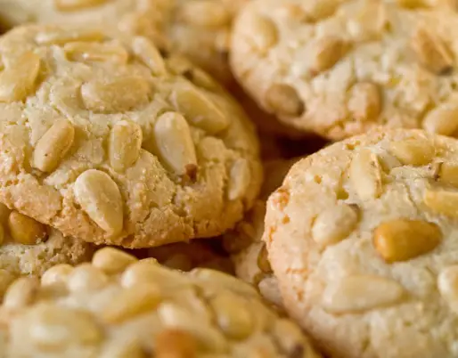 Pignoli Biscuits