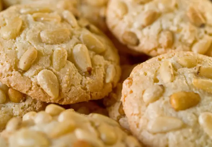 Pignoli Biscuits