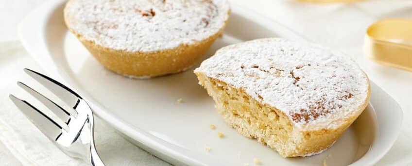 Bocconotti, a Traditional Cake from Southern Italy