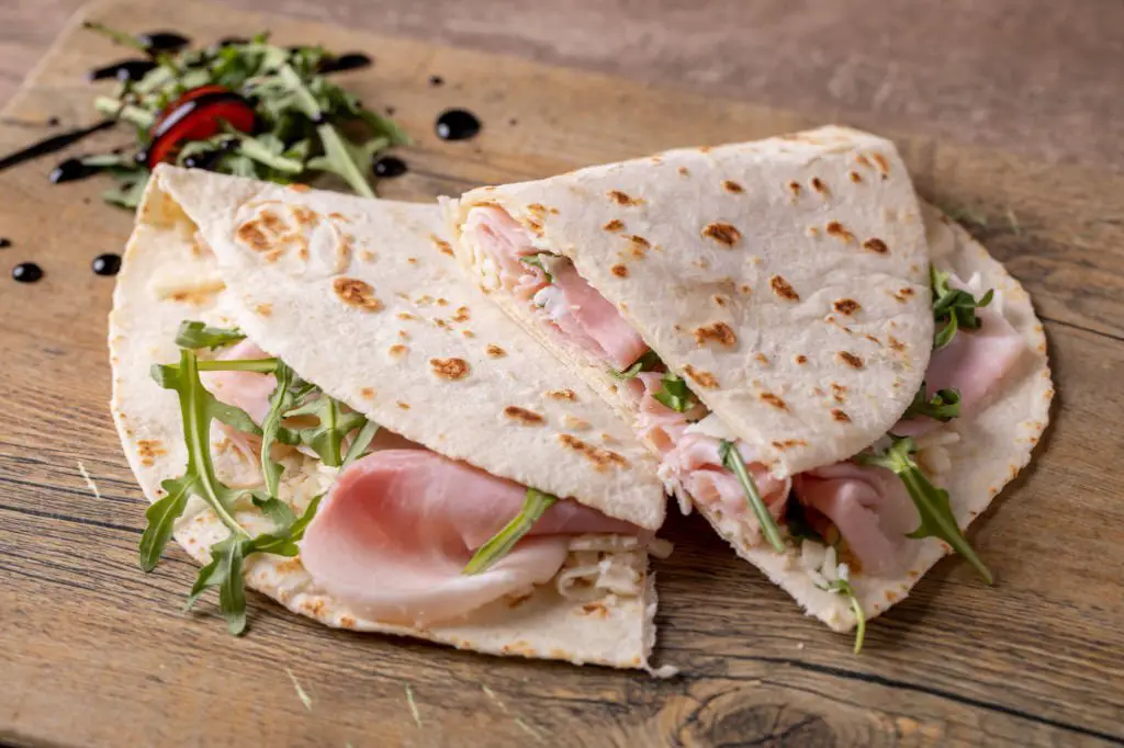 Piadina With Ham and Arugula